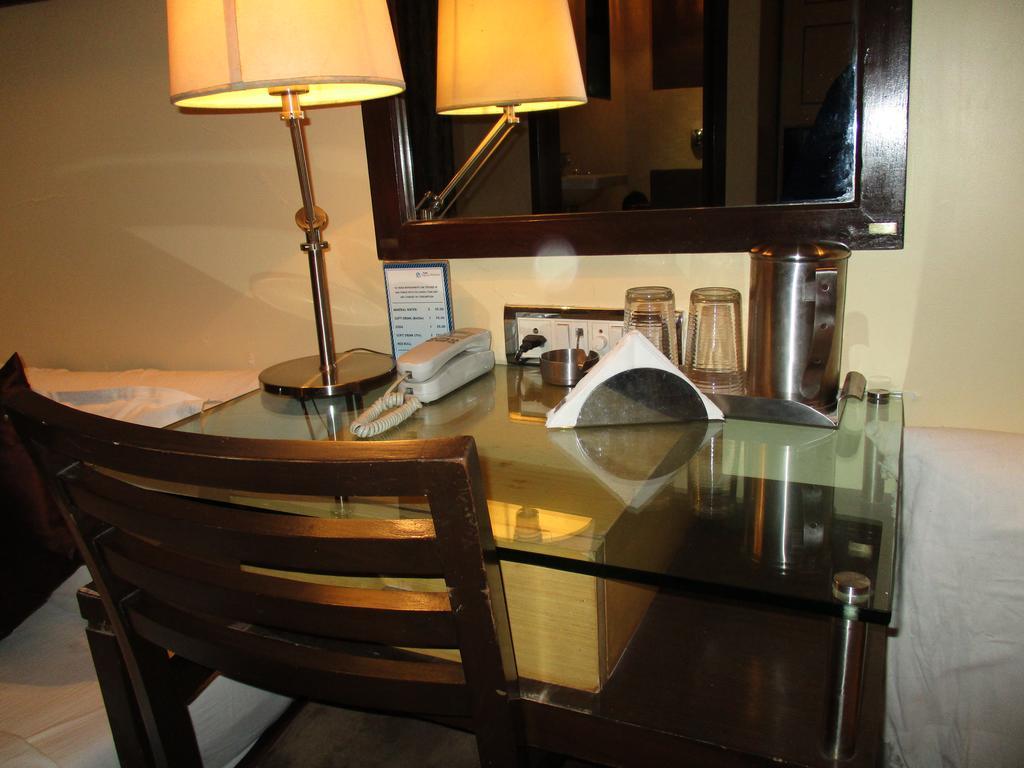 Hotel Sapna Marine Mumbai Luaran gambar