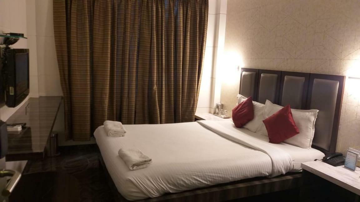 Hotel Sapna Marine Mumbai Luaran gambar